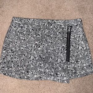 Abercrombie and Fitch skort (size 0)